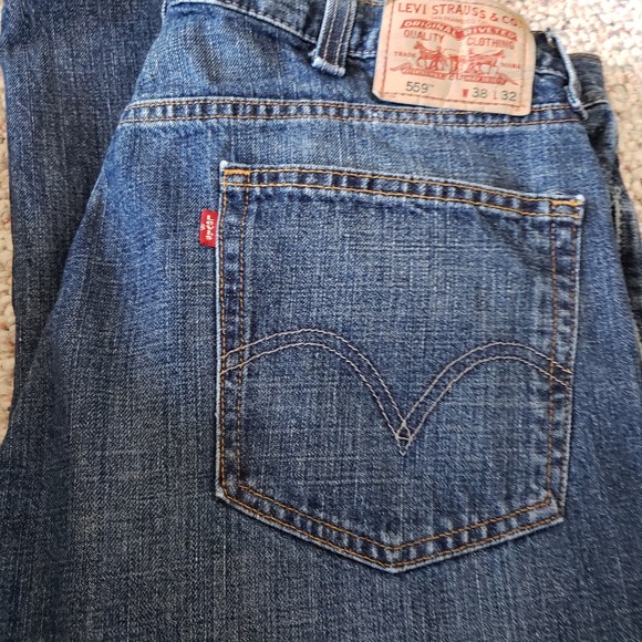 Levi's 559 Relaxed straight Jeans Size 38x32 100% Cotton Excellent condition - Picture 2 of 9